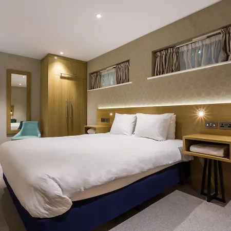 Elmbank York, Tapestry Collection By Hilton Hotel