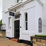 Elmbank York, Tapestry Collection By Hilton Hotel